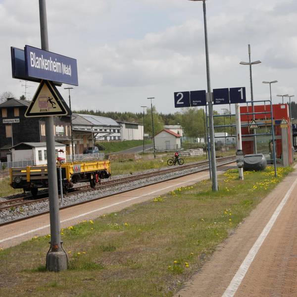 Bahnhof Wald1