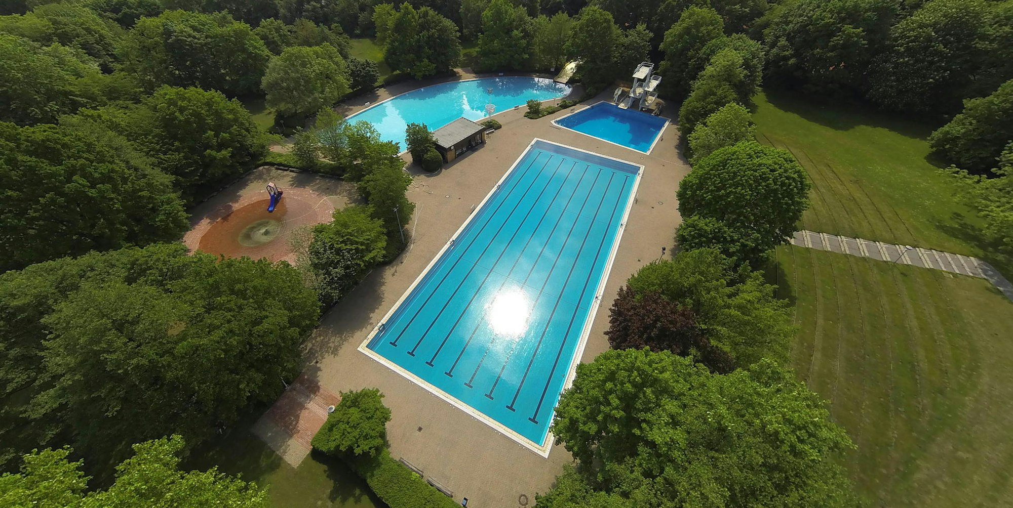 Terrassenfreibad_Frechen