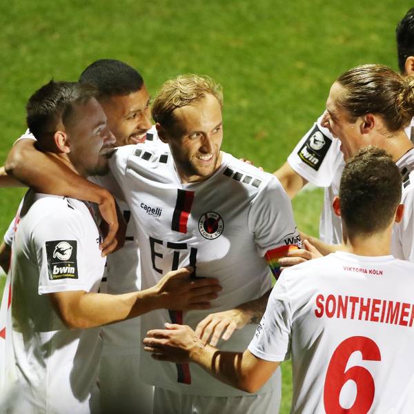 Viktoria-Jubel gegen Magdeburg (1)