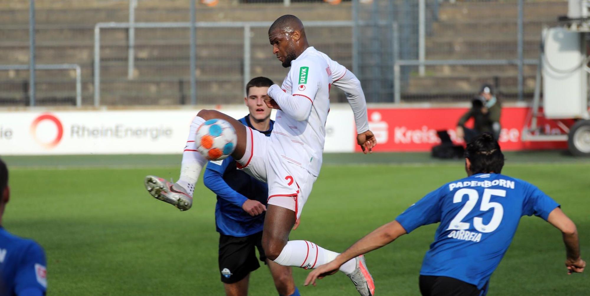 Modeste elegant