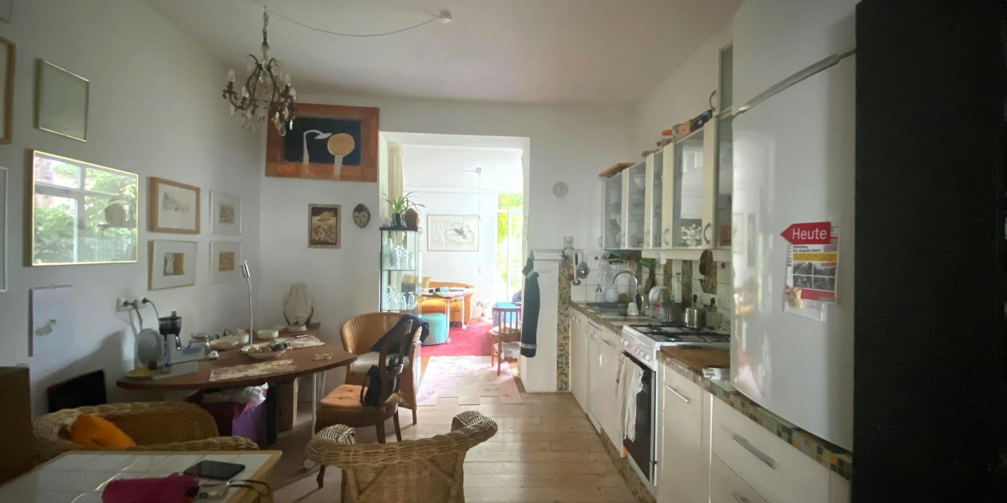 so wohnt_MR_Küche Richtung WZ