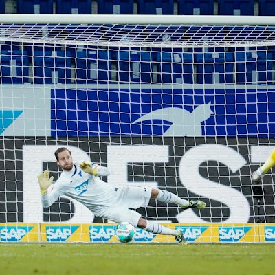 D034A4FE-DC66-4008-8F42-17CFA2074799