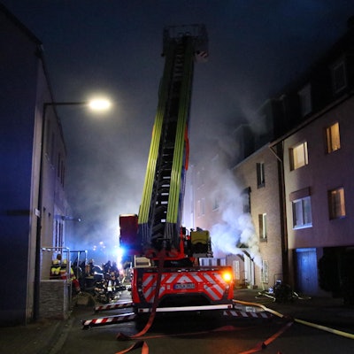 Brand raderthal Feuerwehr