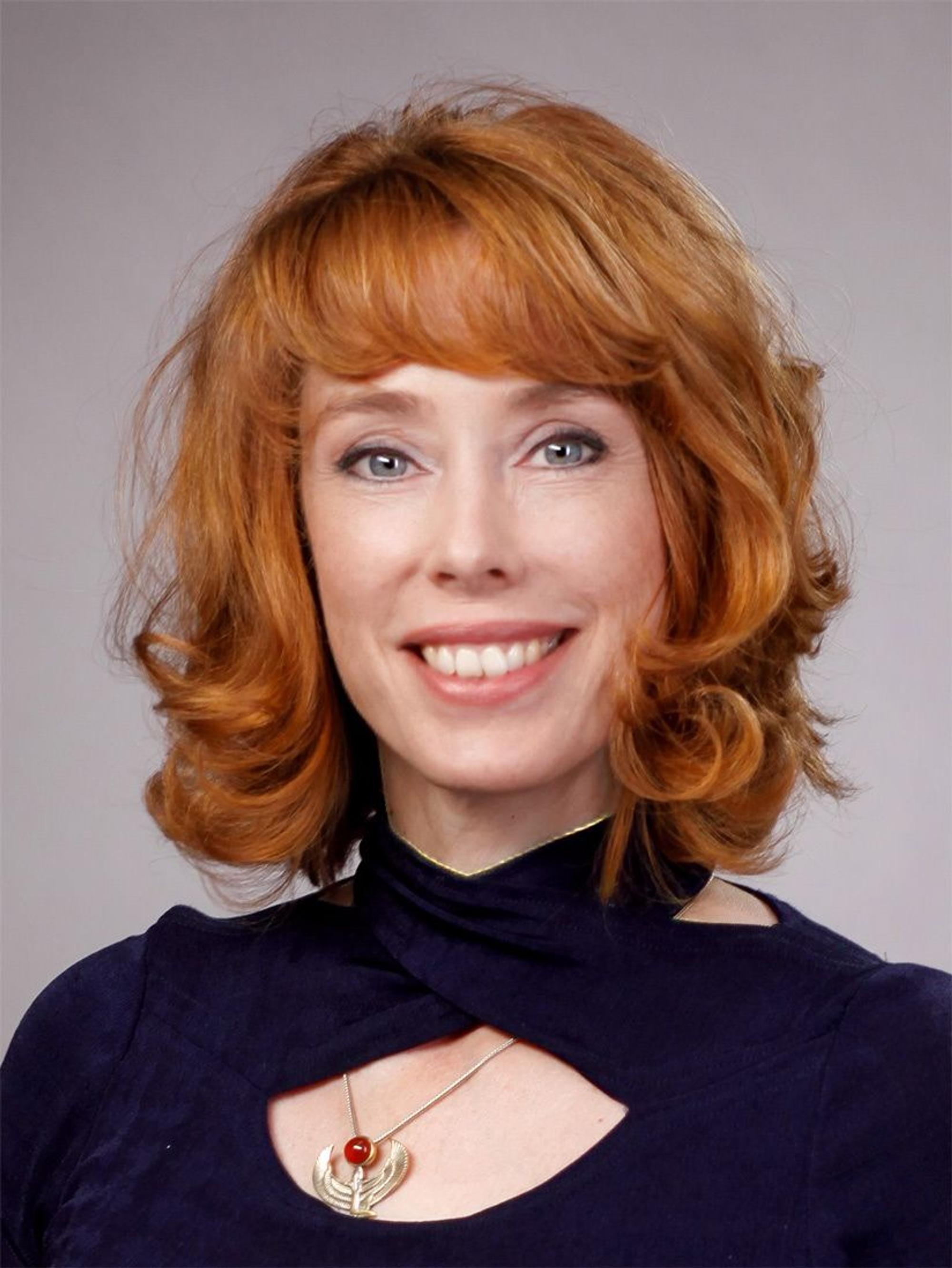 Isabelle-Casel-klein-300dpi