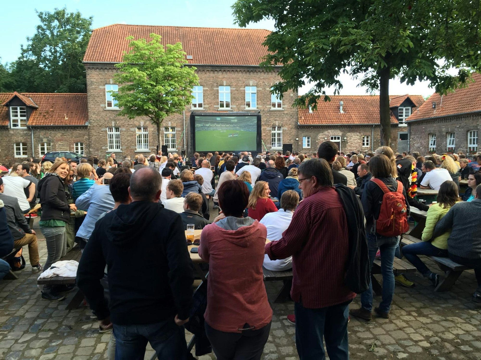 engelshof public viewing foto