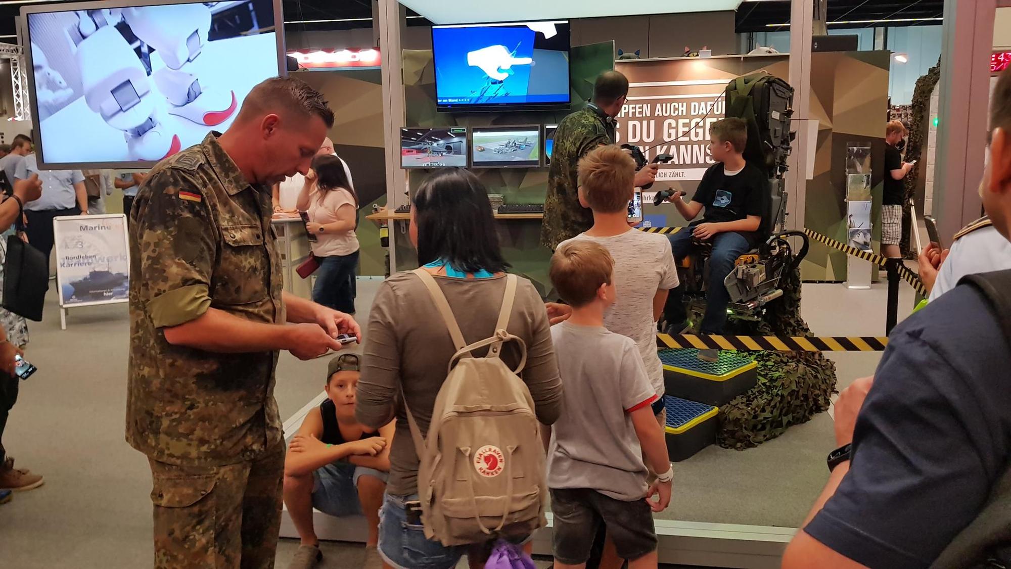 Gamescom auf der Bundeswehr