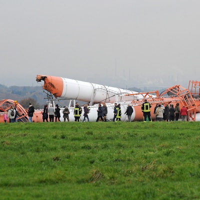 Sprengung Funkturm Witzhelden (14)