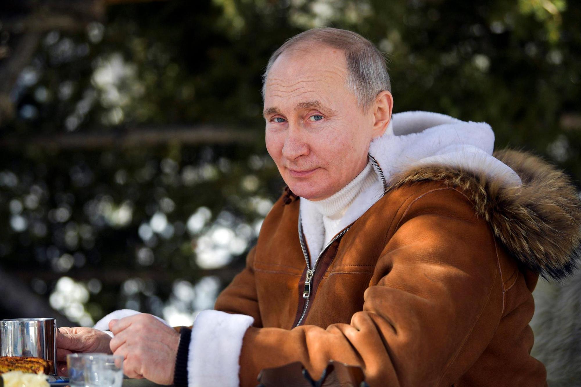Putin Pelz Jäger