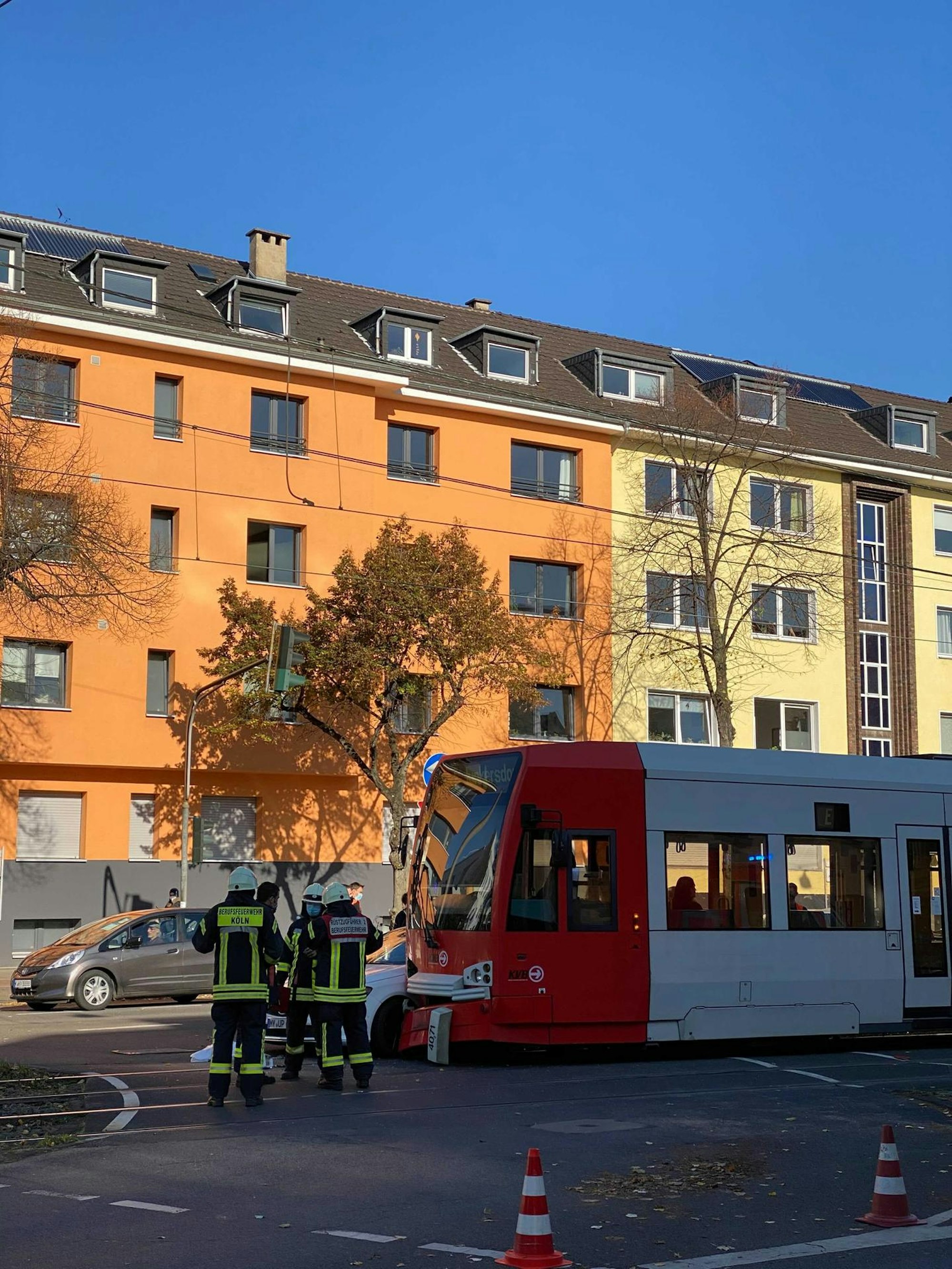Unfall_Aachener _Strasse2
