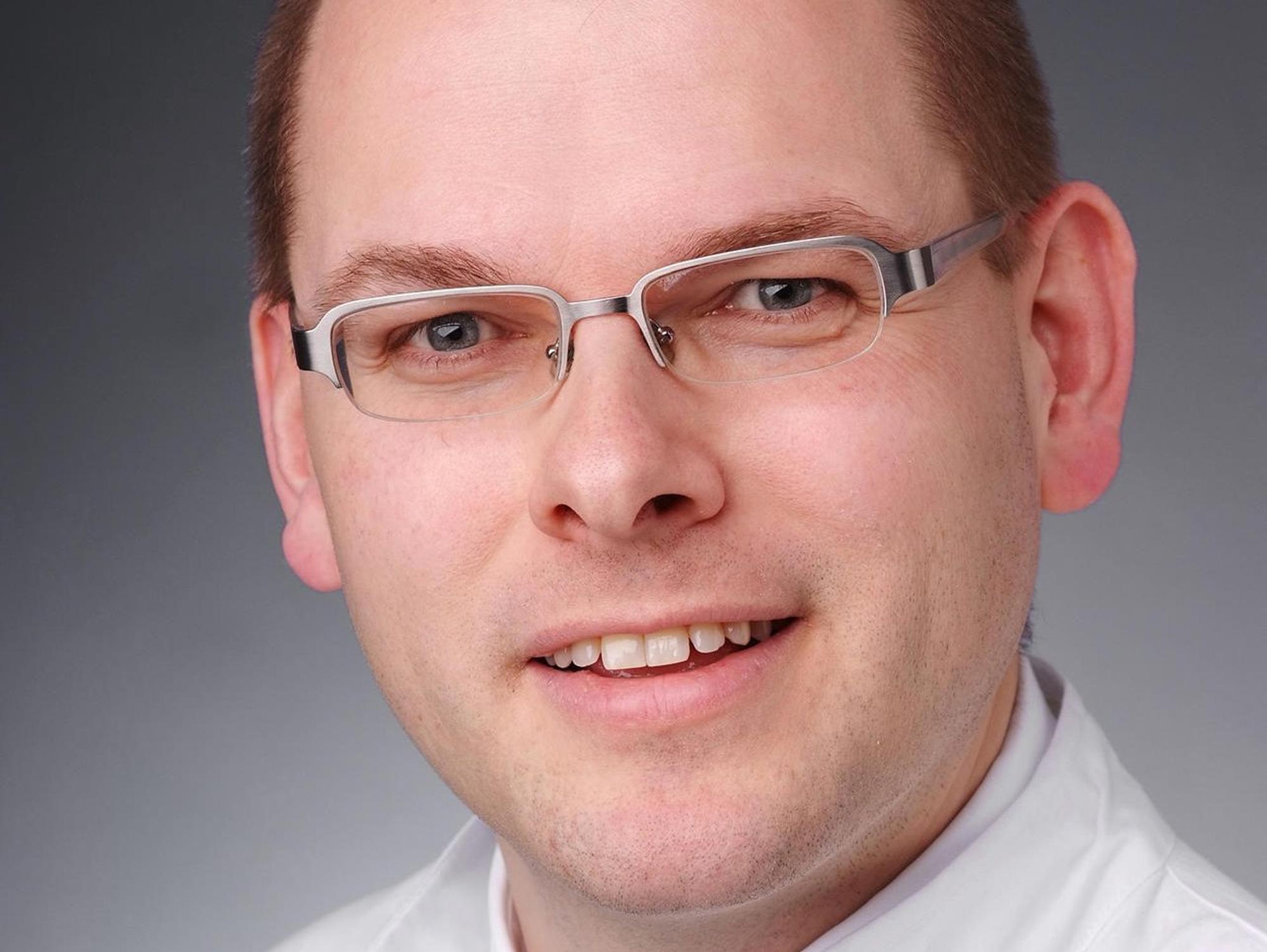 Prof Oliver Cornely