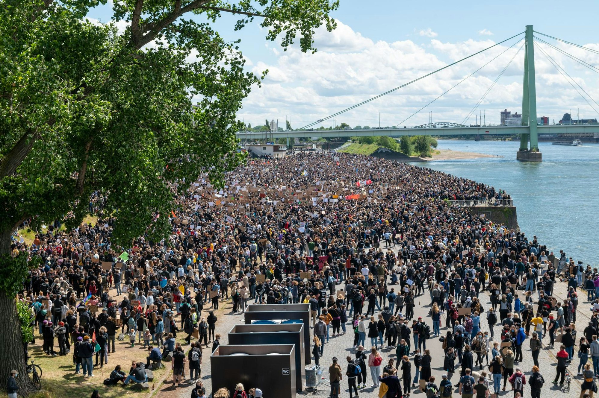 Demo Köln Deutzer Werft