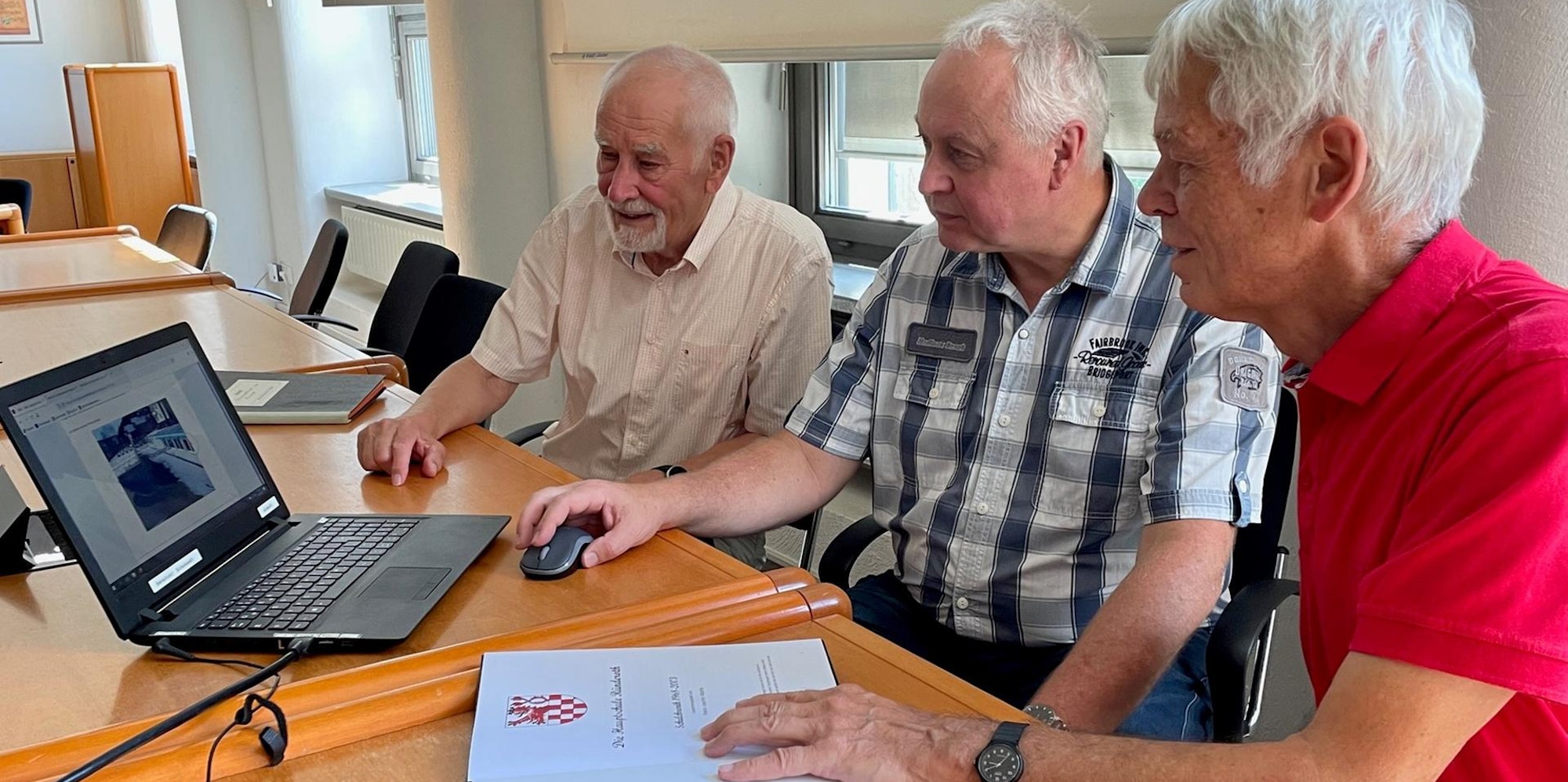 HauptschuleRuenderoth