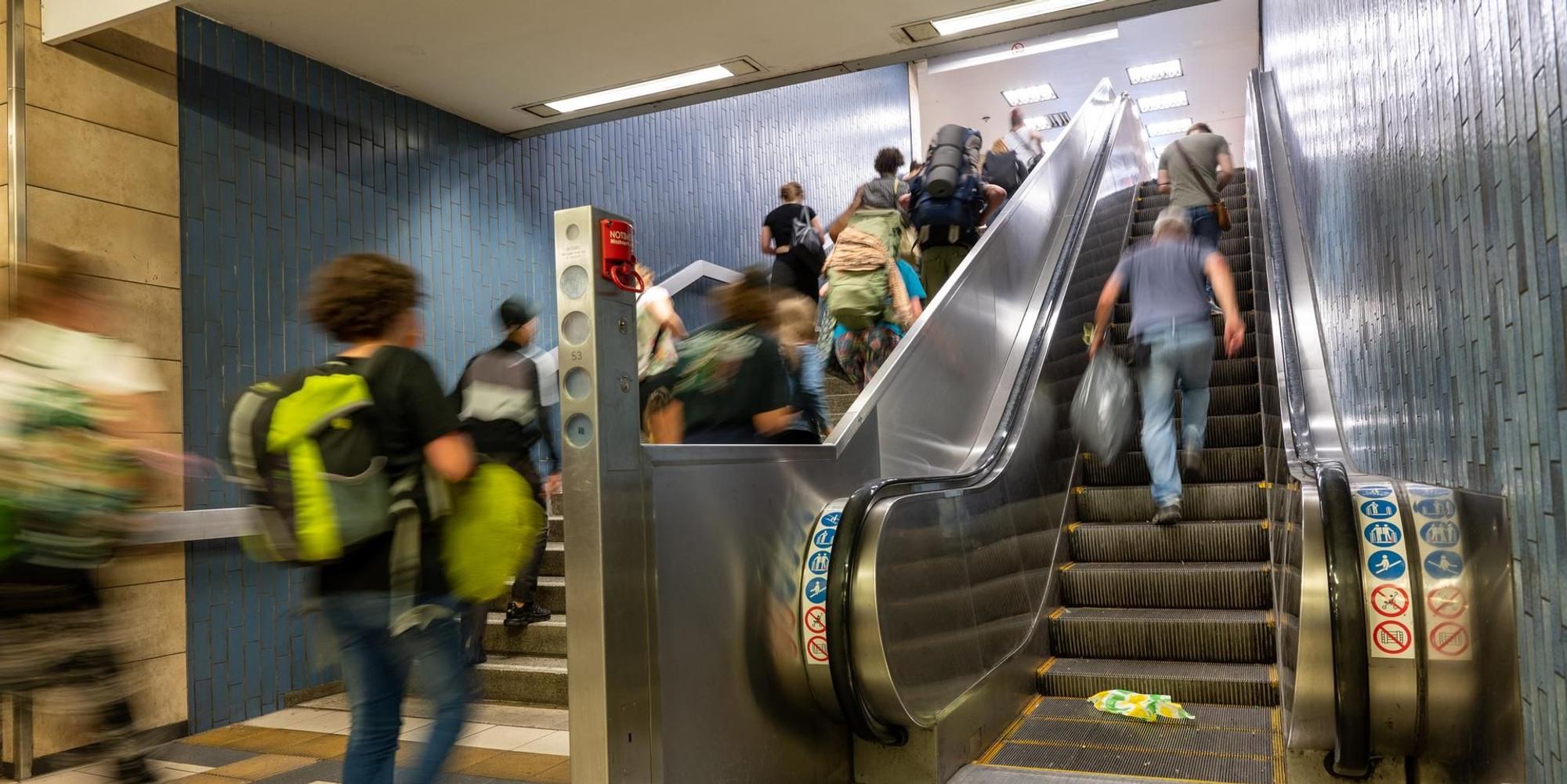 Hauptbahnhof Treppe