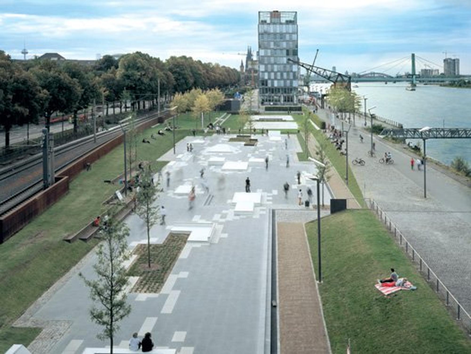 skatepark rheinauhafen model