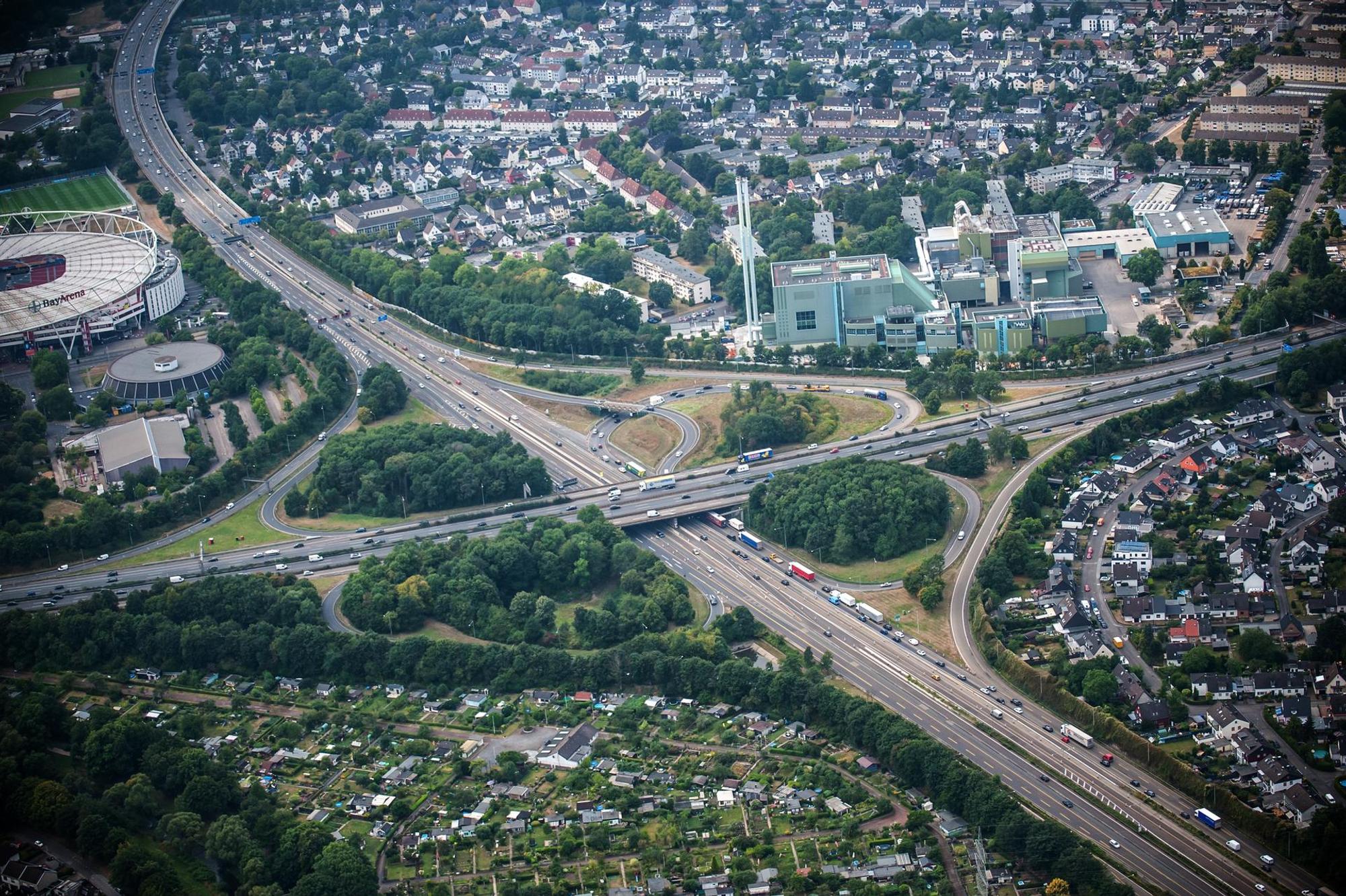 autobahnkreuz-leverkusen_rar_rle_07222022ALF_1988 (1)