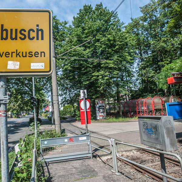 STRASSEBAHN-SCHLEBUSCH_rar_rle_06302022ALF_1255