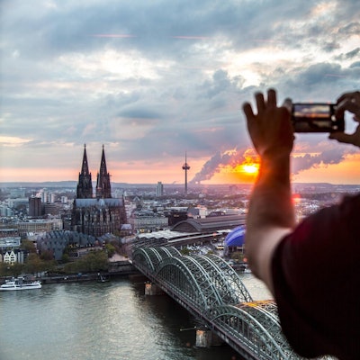 Besucher TriangleTurm