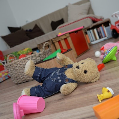 Eltern Kinderbetreuung dpa Symbol