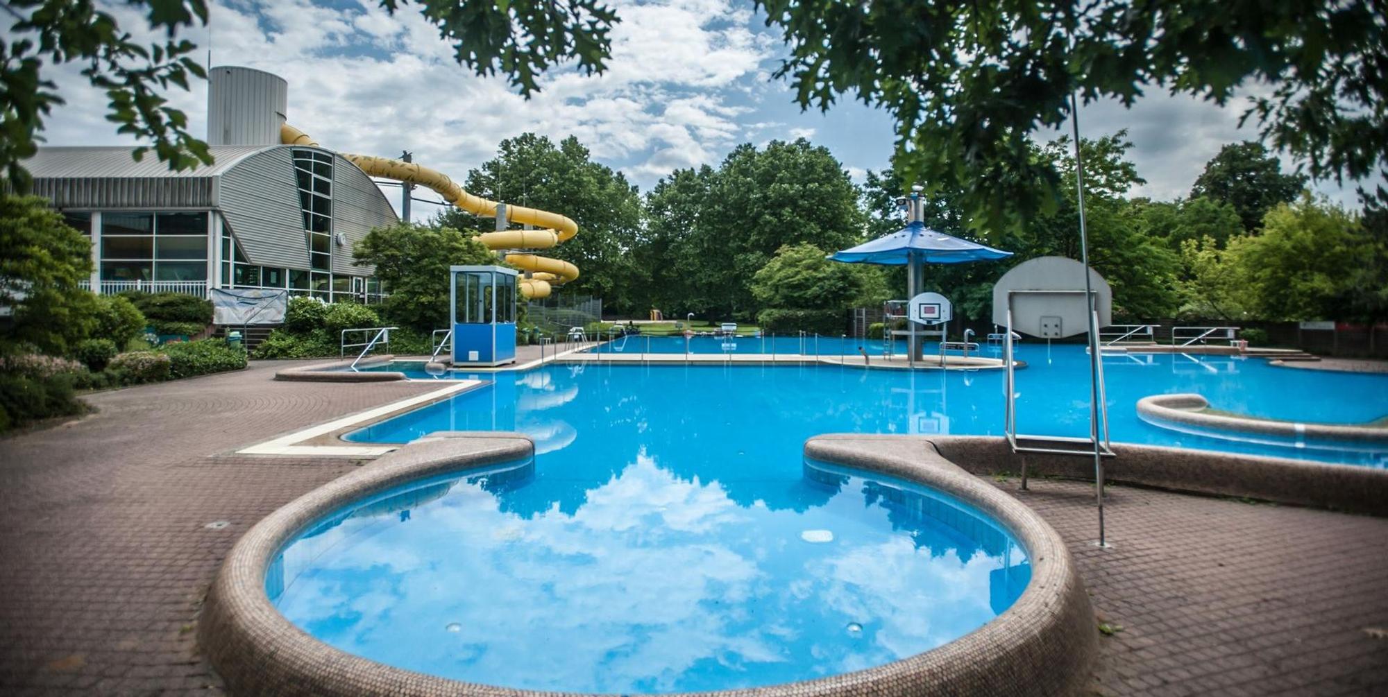 Calevornia Freibad leer