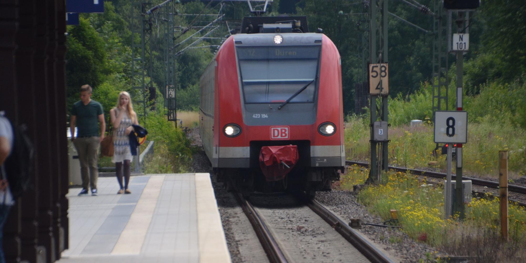 S 12 Schladern