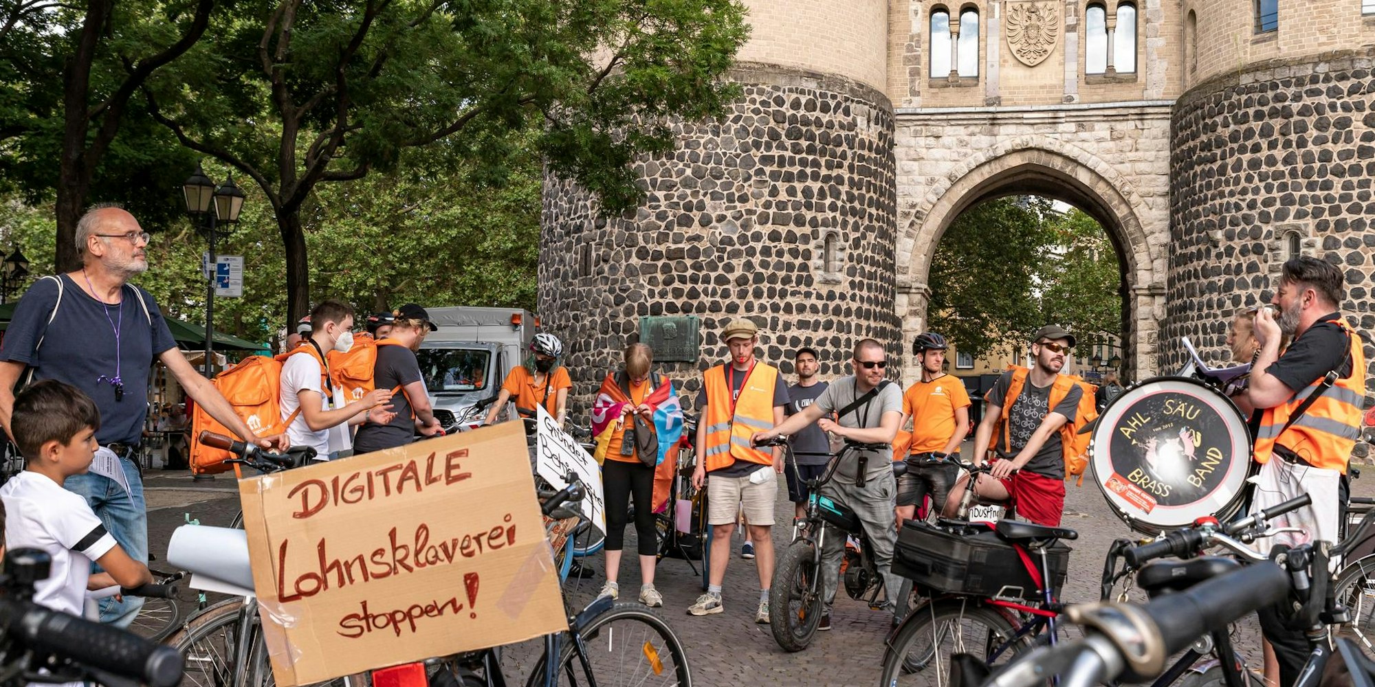 Lieferando Critical Workers Mass