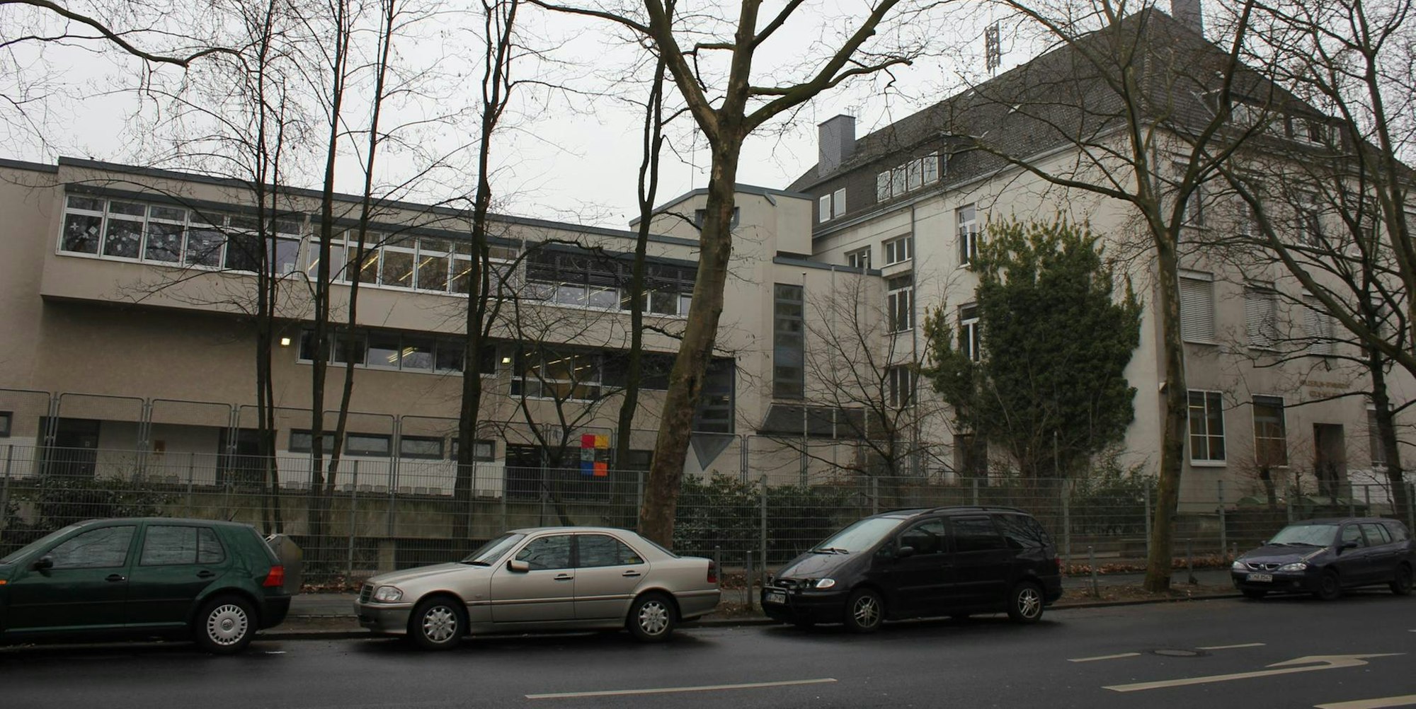 digas-107960997_MDS-KSTA-2012-03-01-7055467.71-31709356