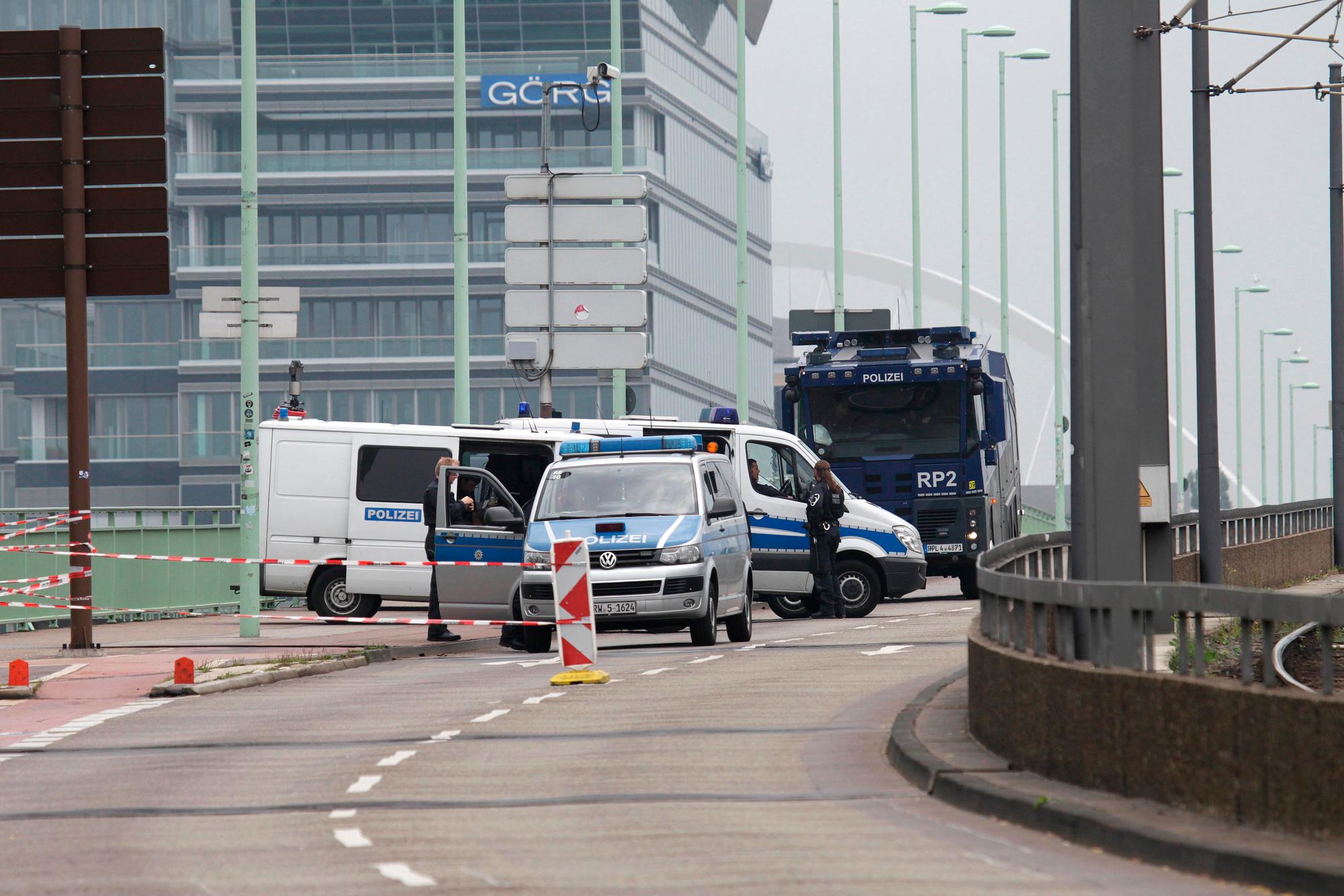 20160731_tb_Demo_Polizei_014