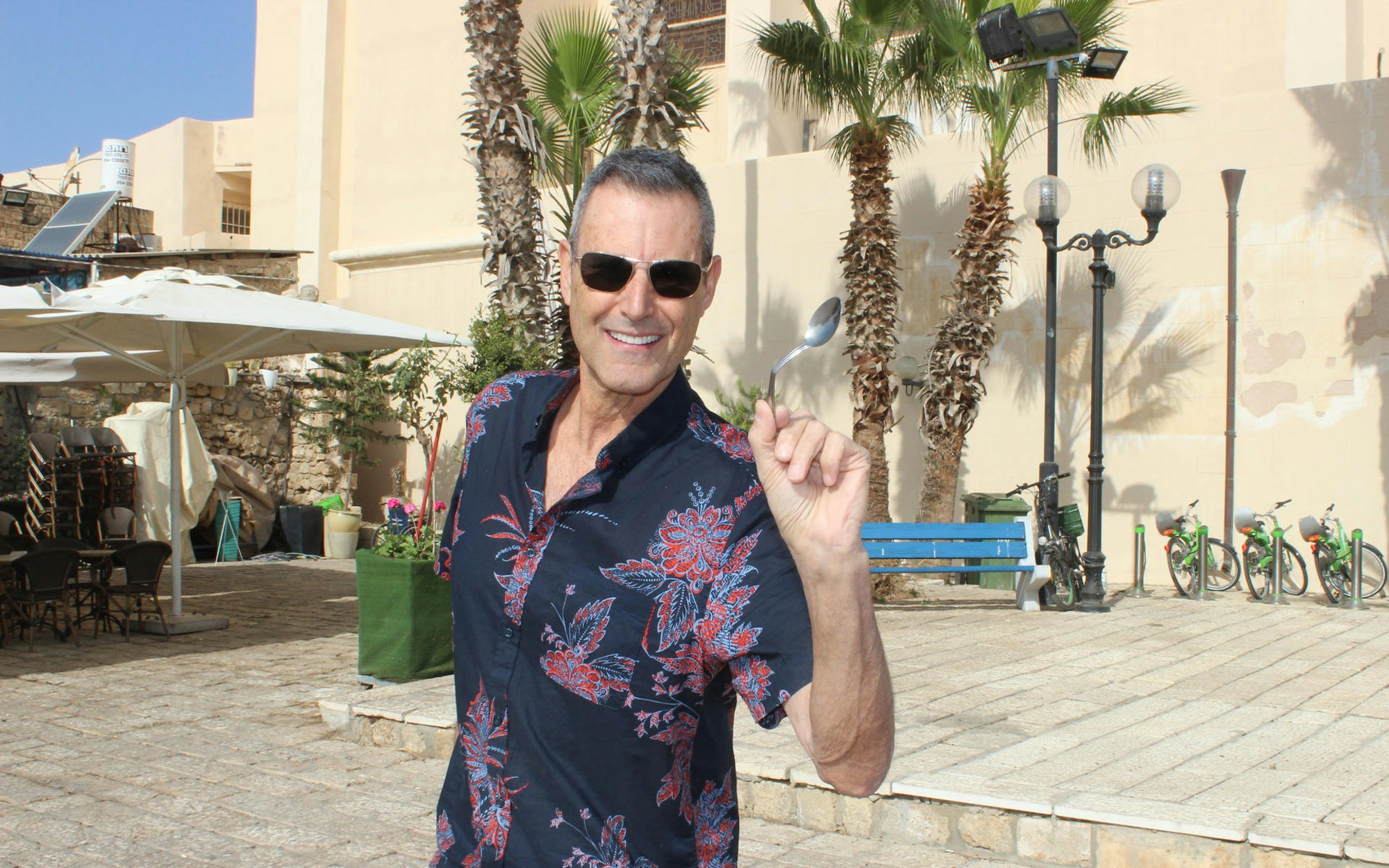 Uri Geller dpa