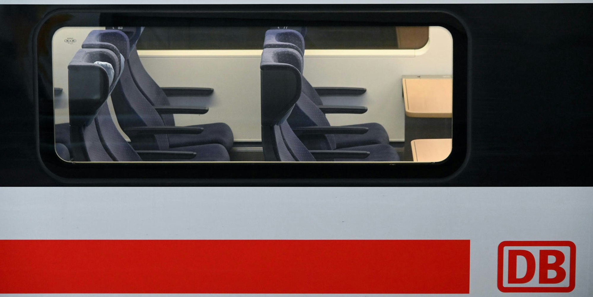 ICE Bahn Sitzplätze