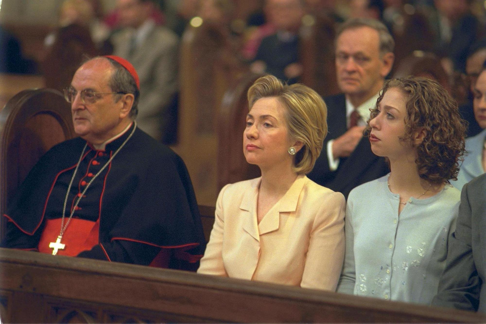 hillary dom stef