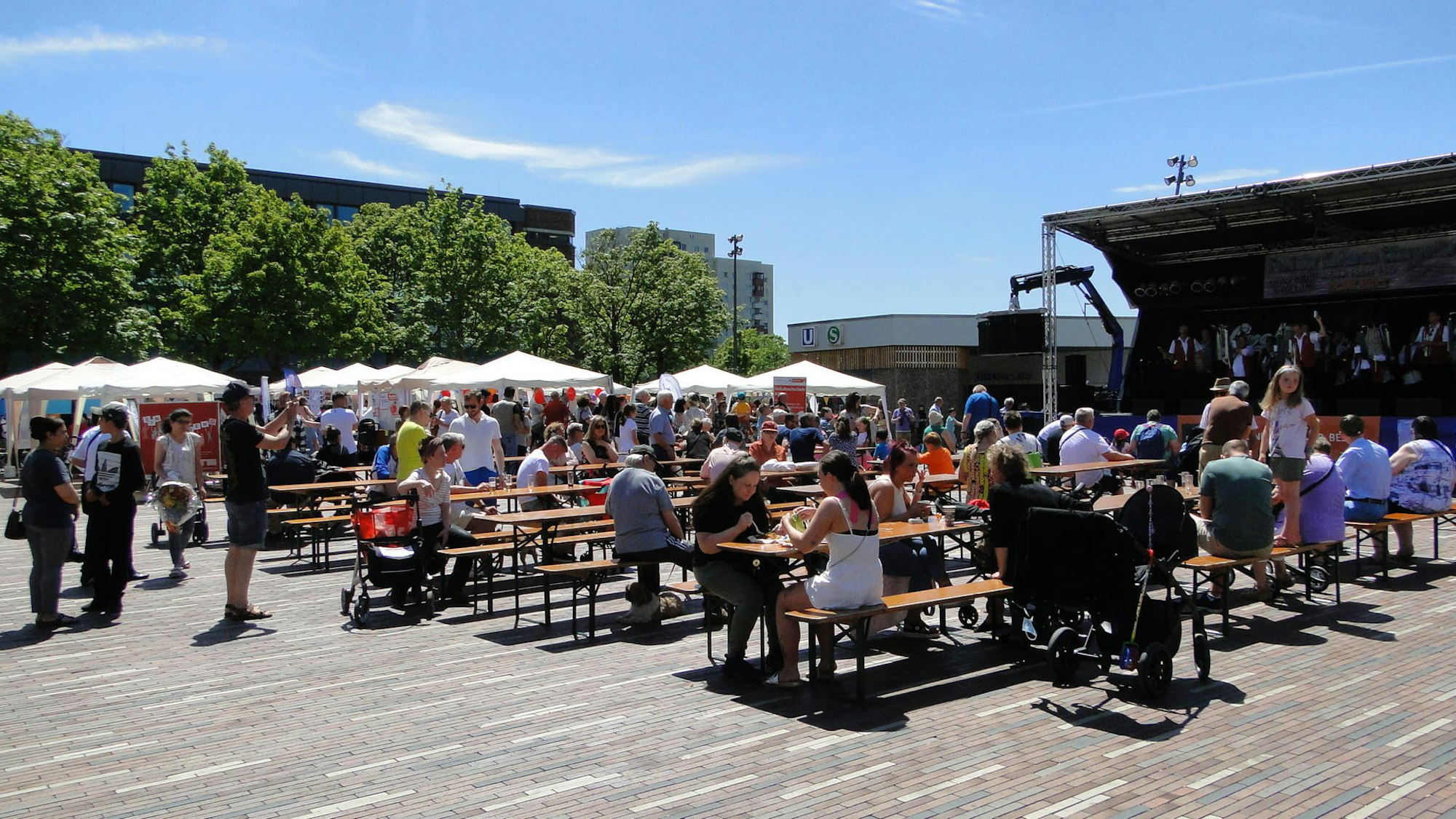 Bezirksfest in Chorweiler1