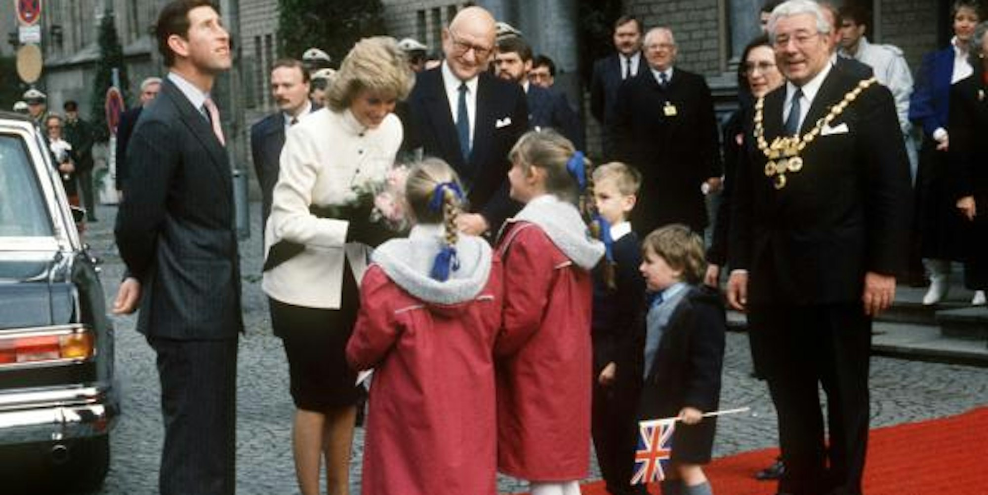 Burger mit Charles und Diana