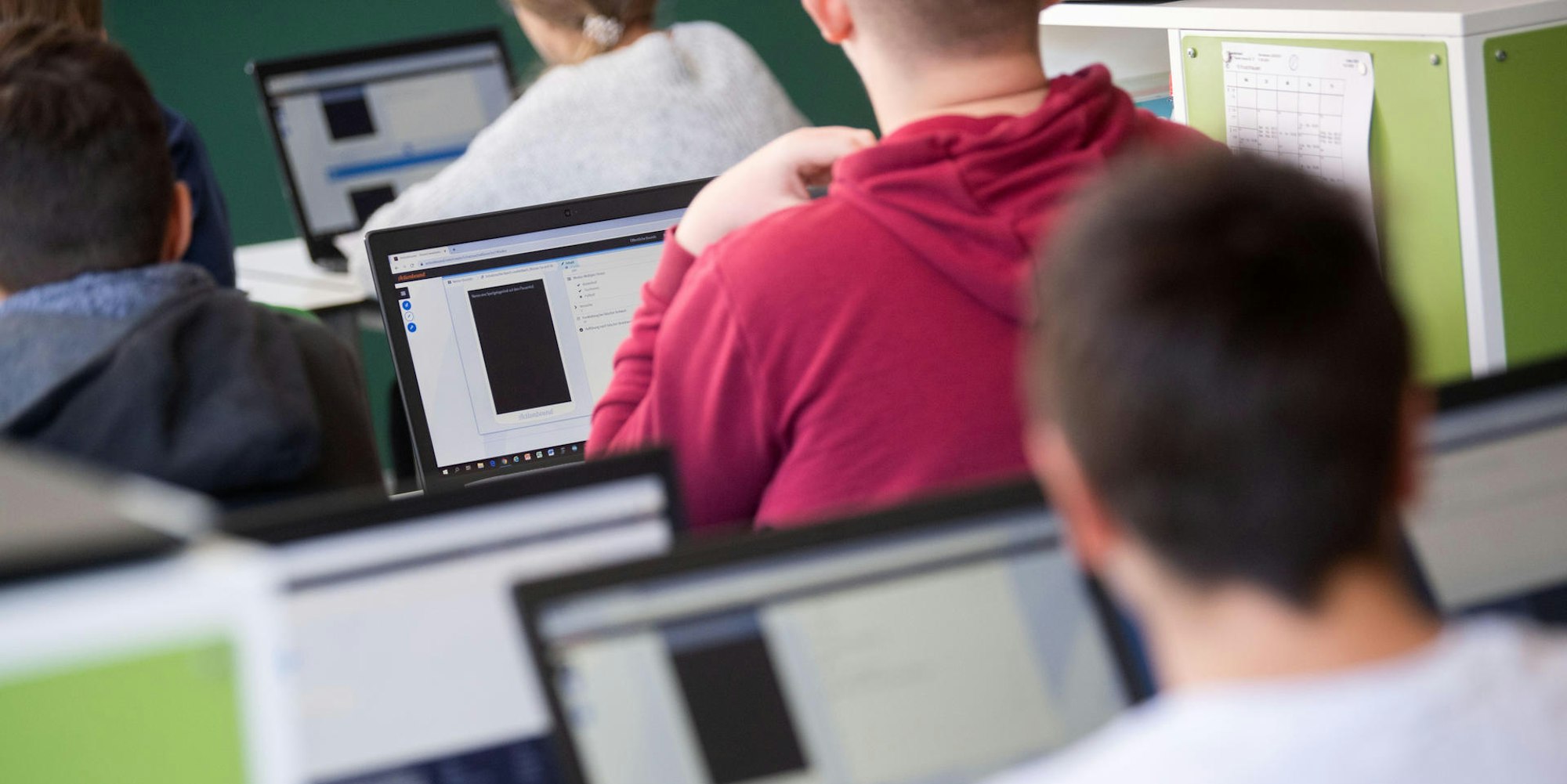 Erftstadt Schule Laptop