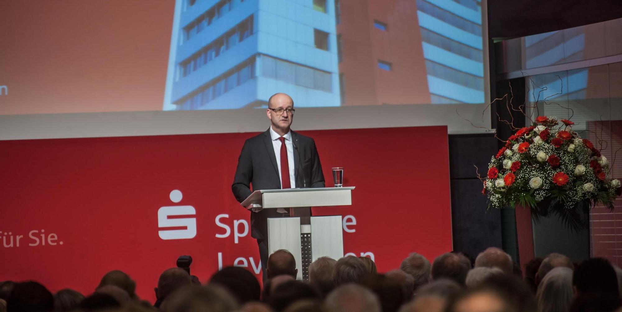 leverkusen-sparkasse--ALF_3942