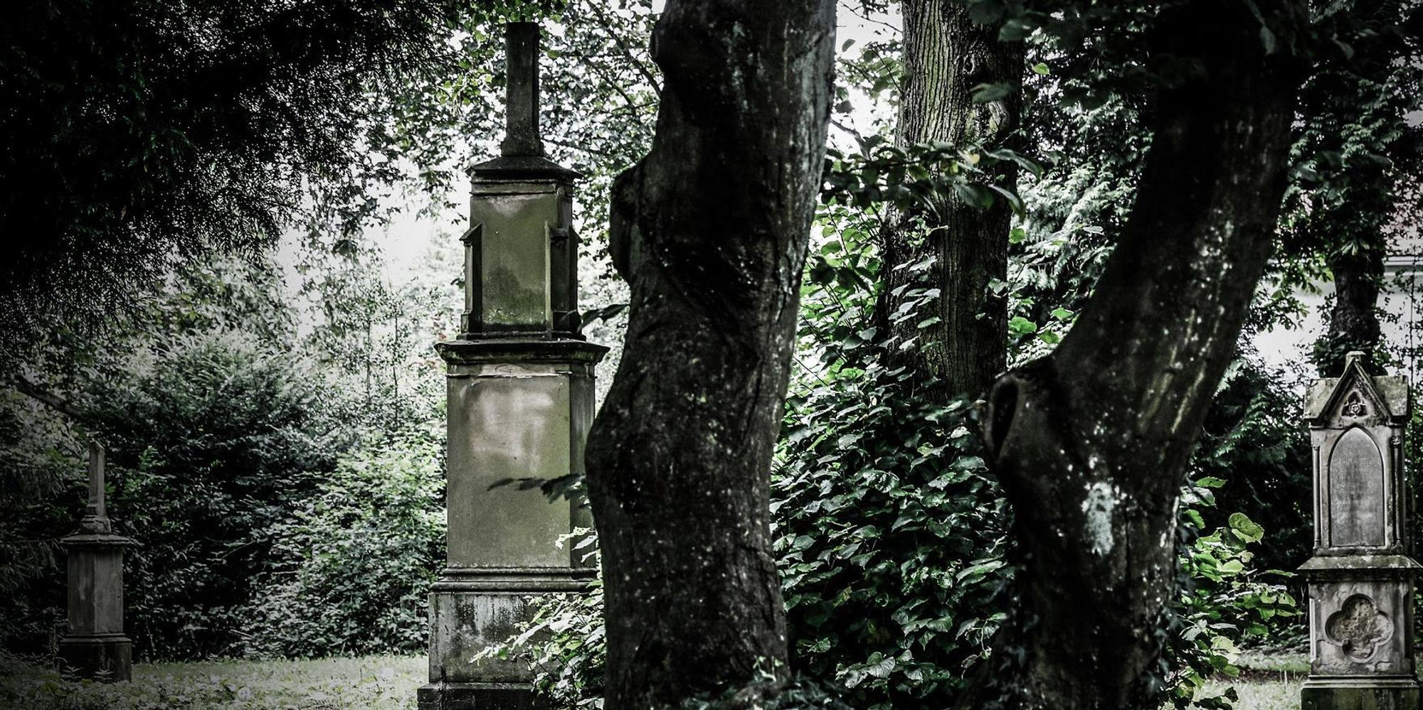 Friedhof Decksteiner Strasse1