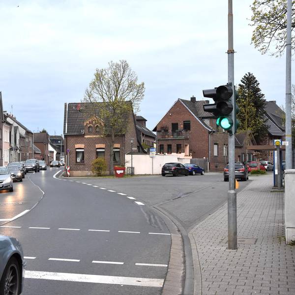 el-Leitplanke-Gladbacher-Strasse-FTZ