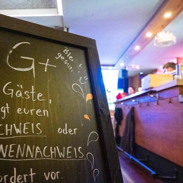 2gPLus Schild Köln
