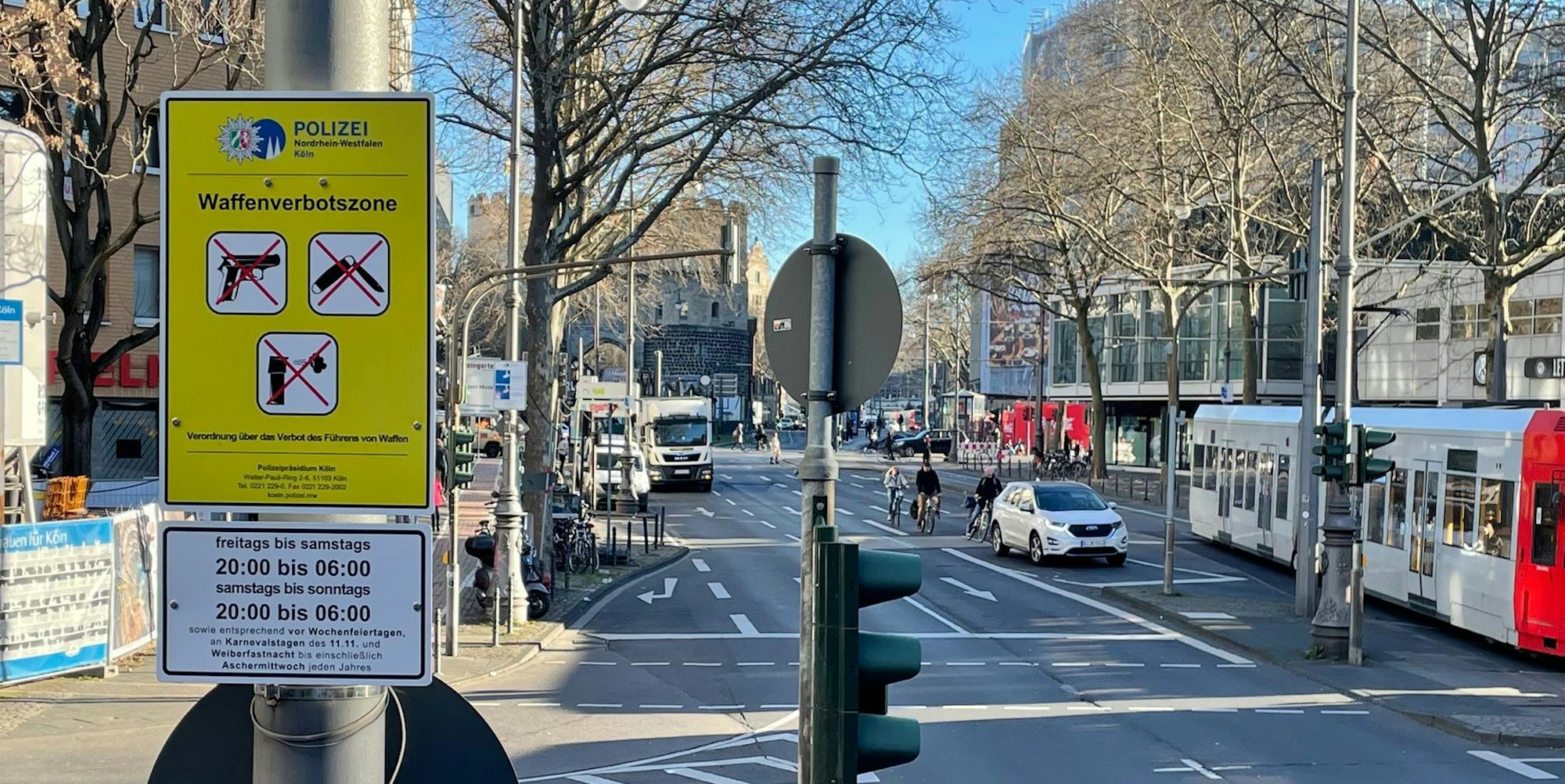 Waffenverbotszone Schild