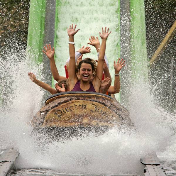 freizeitpark_wasserrutsche_imago