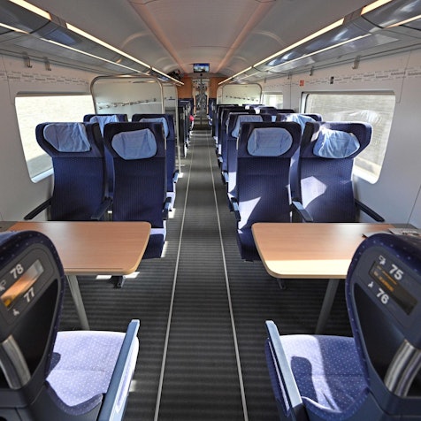 Corona leere Sitzplätze ICE