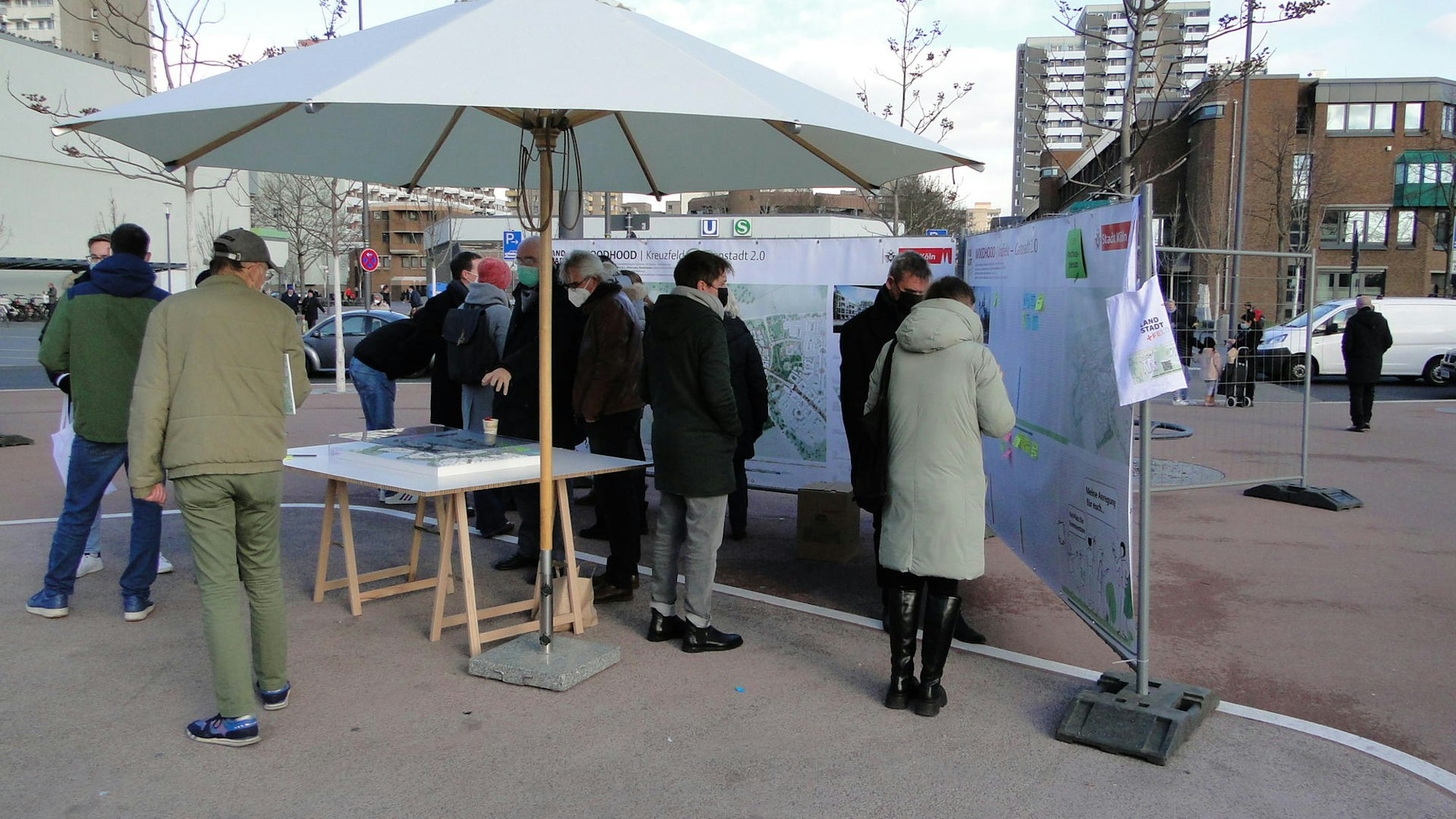 Forum Kreuzfeld Liverpooler Platz (2)