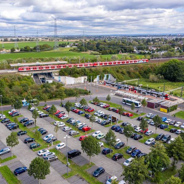 Park and ride Weiden West (1)