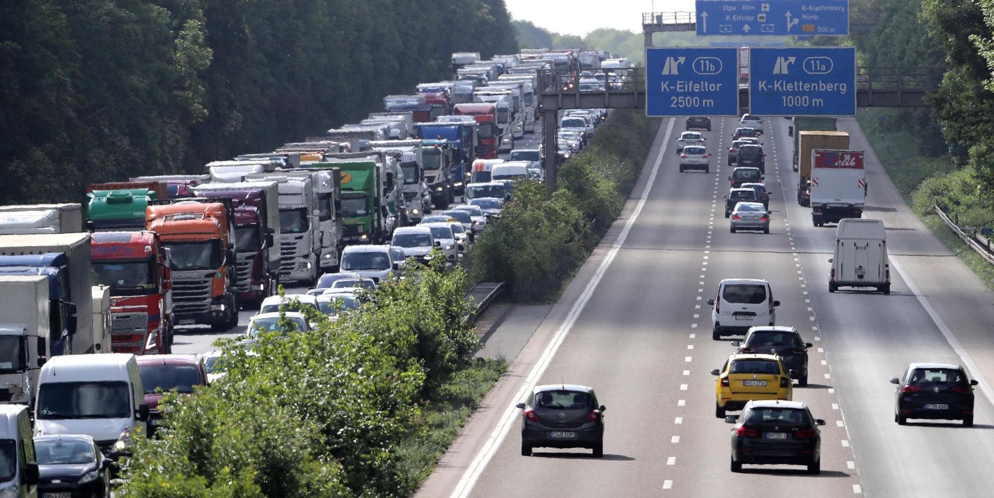 Stau A4 Köln 120520