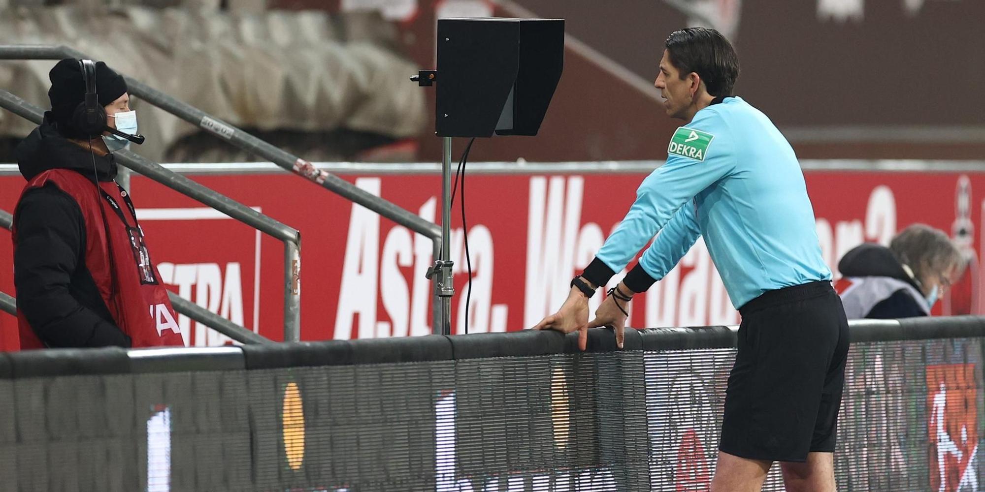 Var FUßball