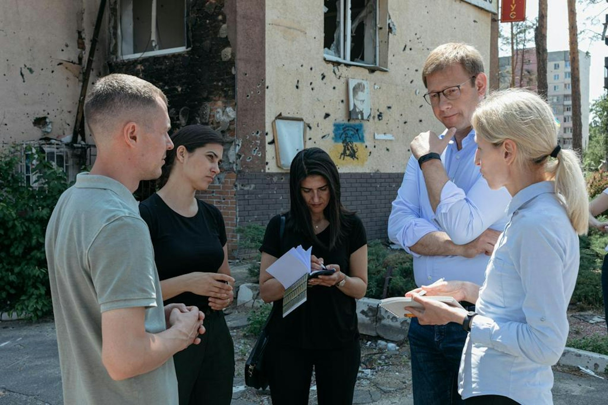 Güler mitGuppe in Kiew