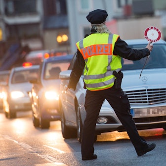 Verkehrskontrolle_54166315