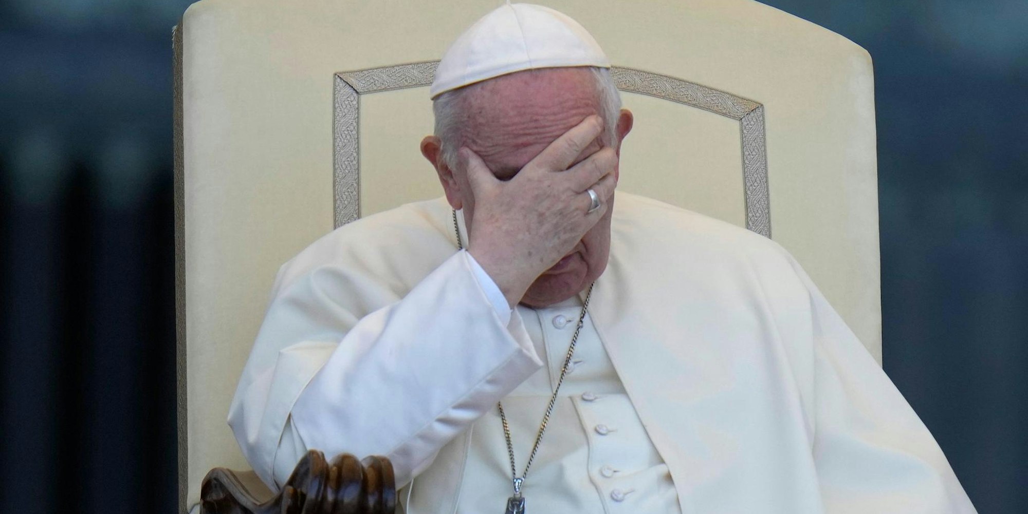 Papst Franziskus Hand Gesicht