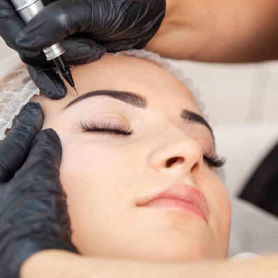 Permanent-Make-up Symbolbild