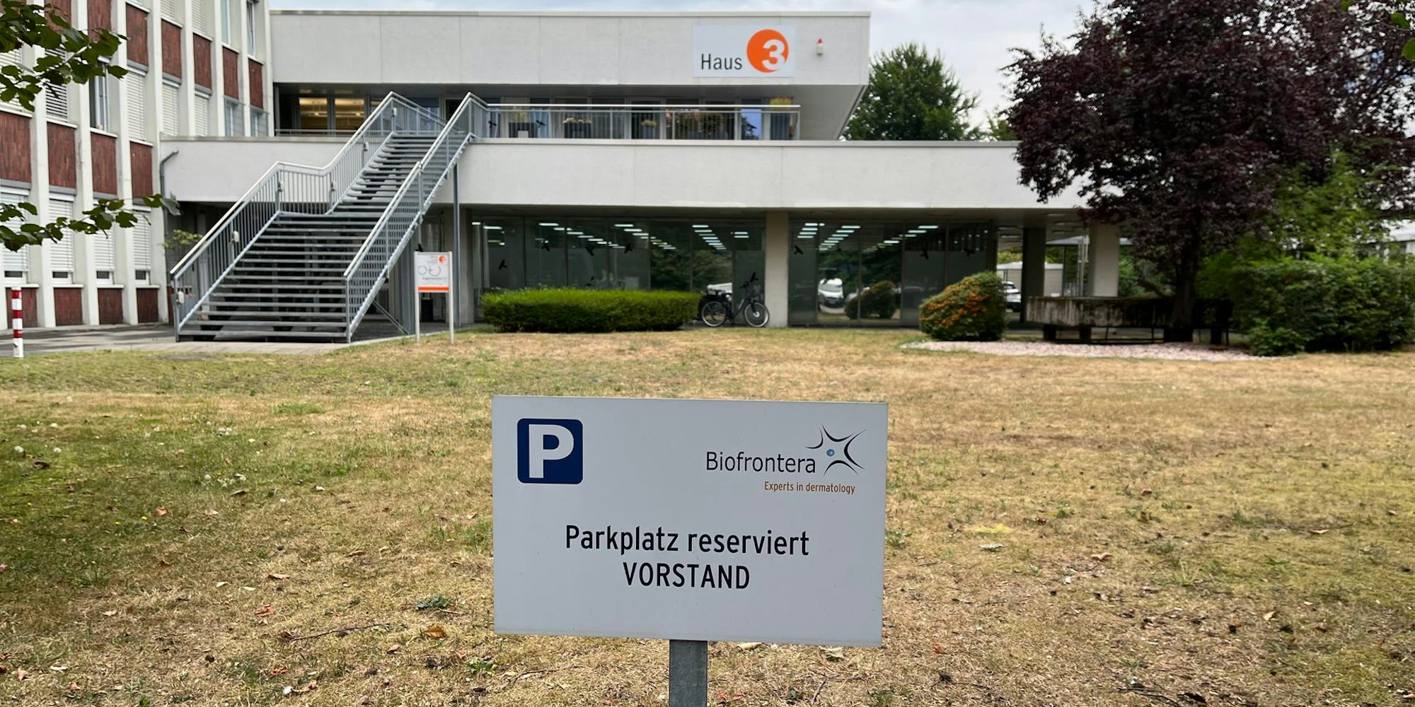 LEV-Biofrontera-Vorstandsparkpla