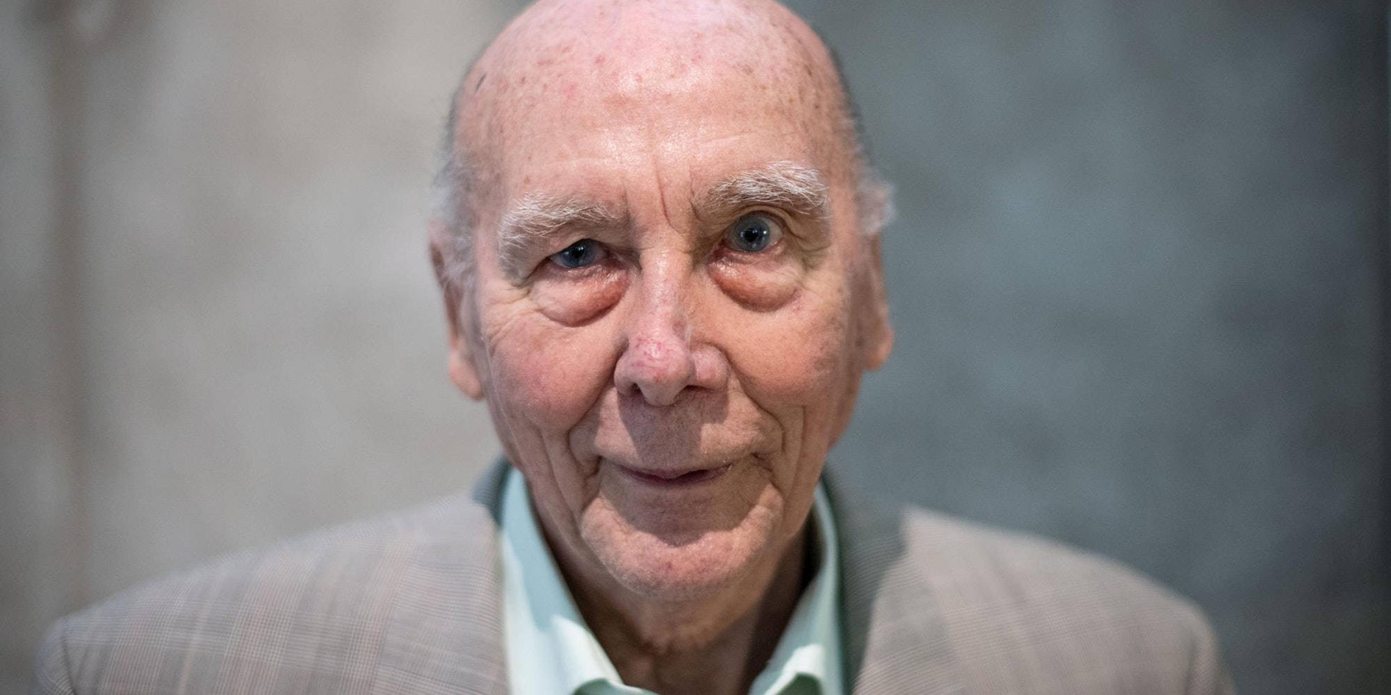 4FDFA8B0-371E-49FF-B46B-C3B5CC2543EB